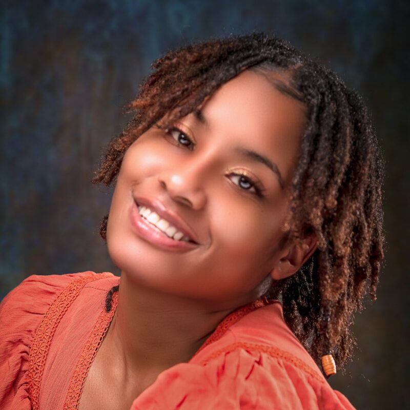 Nia Foster